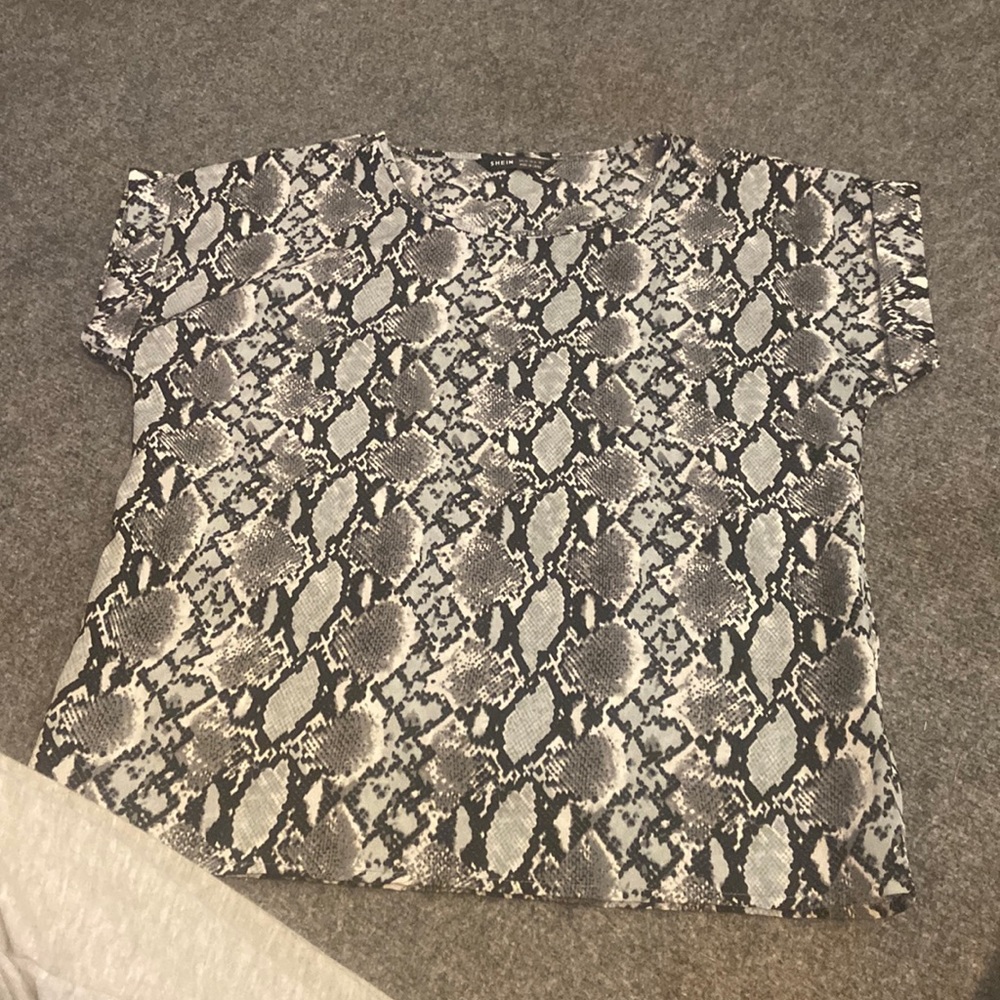 top from shein!! size XS!!